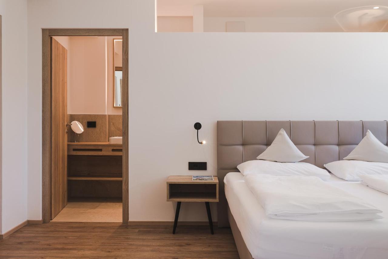 Hotel Mandelhof Appiano Sulla Strada Del Vino Eksteriør bilde