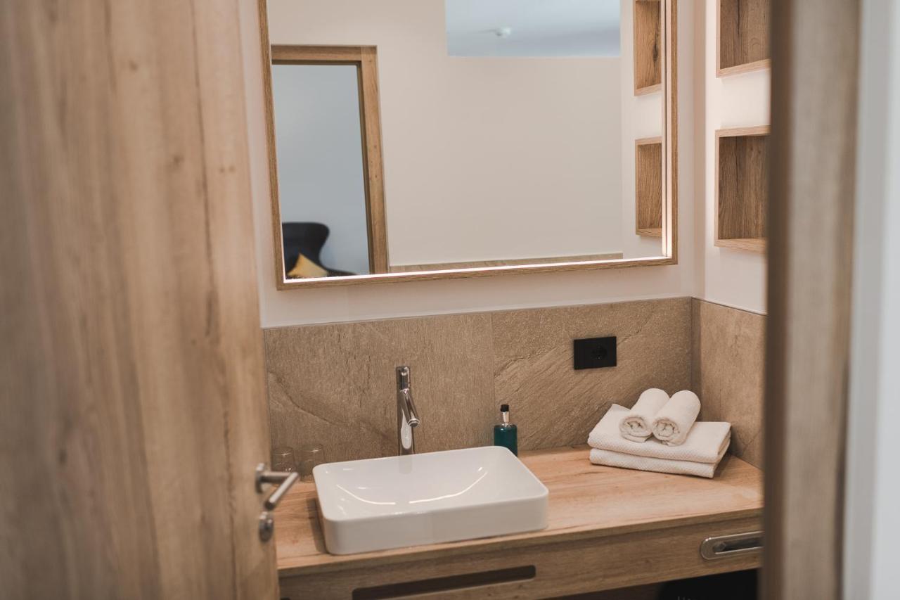 Hotel Mandelhof Appiano Sulla Strada Del Vino Eksteriør bilde