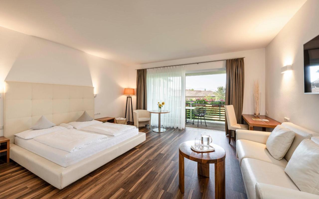 Hotel Mandelhof Appiano Sulla Strada Del Vino Eksteriør bilde